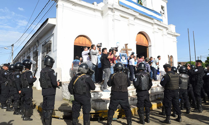 “A Ortega y Murillo les aterra la fe de la gente”, dicen especialistas y defensores de DDHH