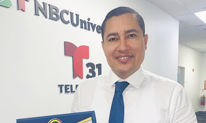 Periodista nicaragüense Arnulfo Peralta gana un Sunshine State Award