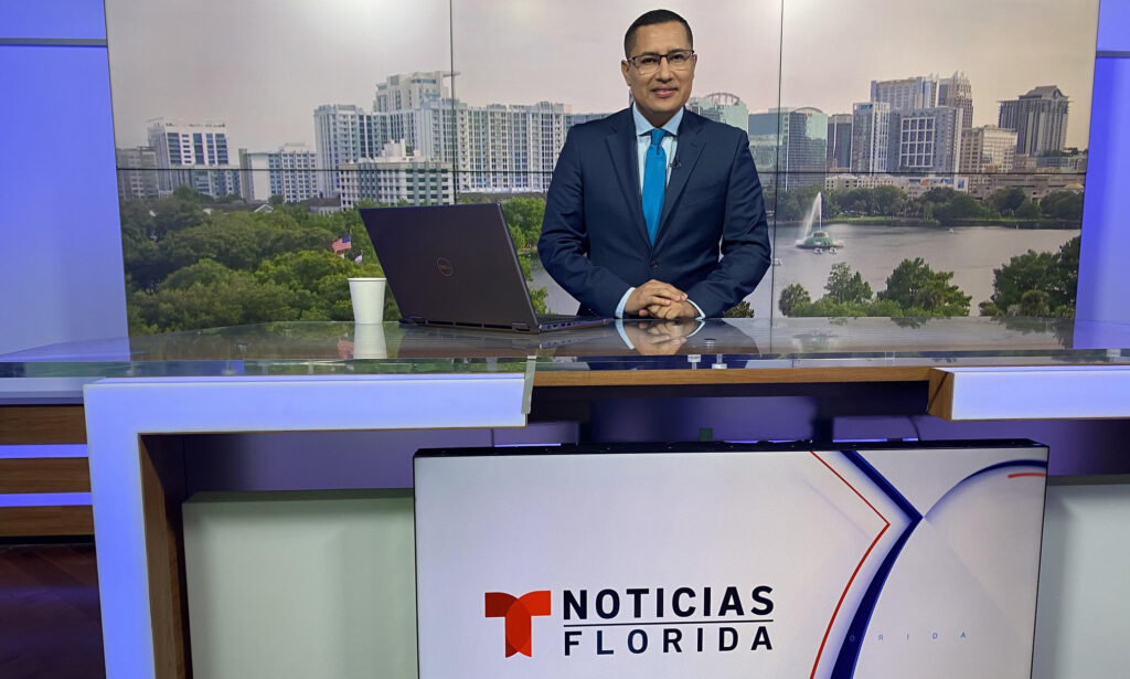 Arnulfo Peralta trabaja para Telemundo 31