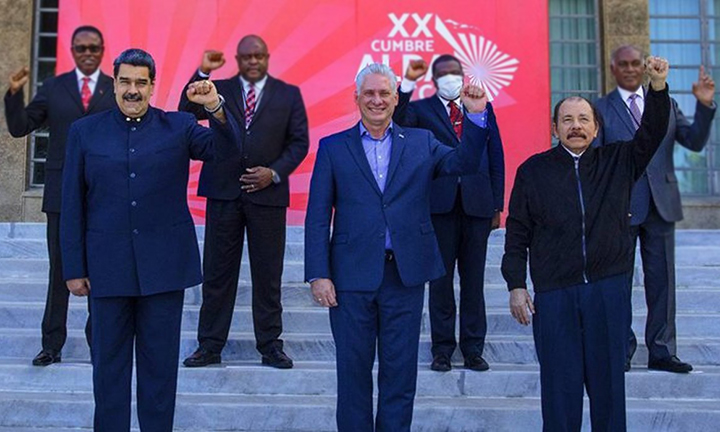 Populismos dictatoriales fracasando