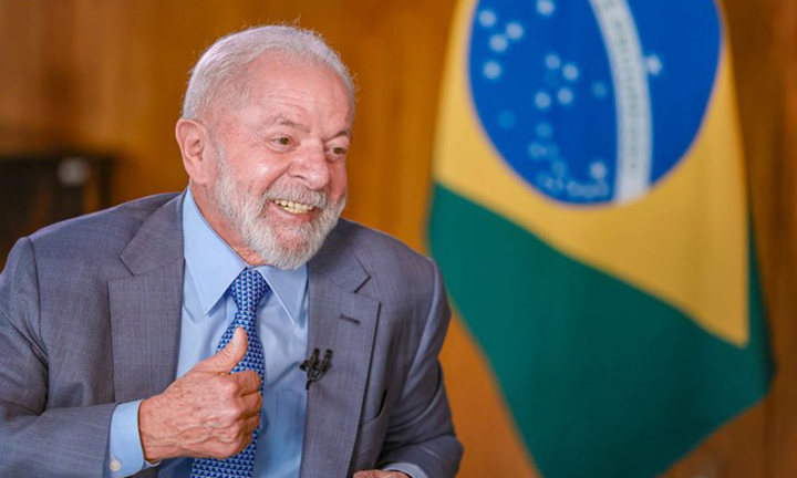 Lula dice que no reconoce la victoria de Maduro ni de la González