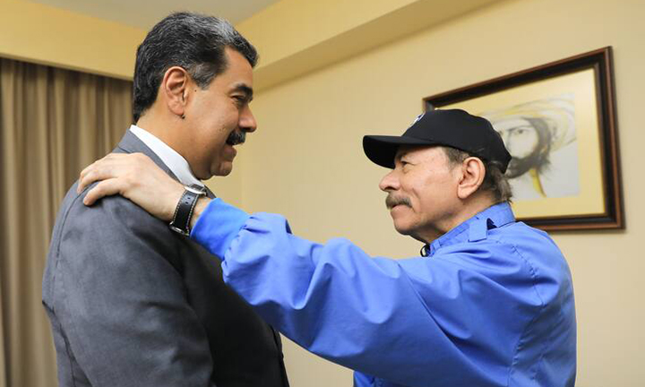 Dictador Daniel Ortega defiende a Nicolás Maduro ante “golpe” en Venezuela