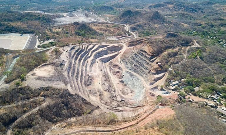 Dictadura otorga otra concesión minera a empresas chinas
