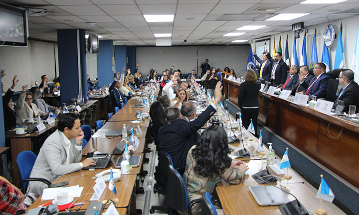 Parlacen incorpora a Rusia como estado observador permanente