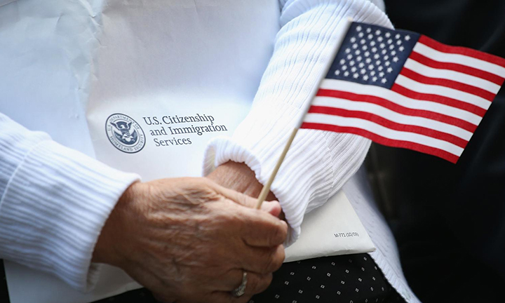 Nicas con parole humanitario deben regularizar su estatus en EEUU o serán deportados