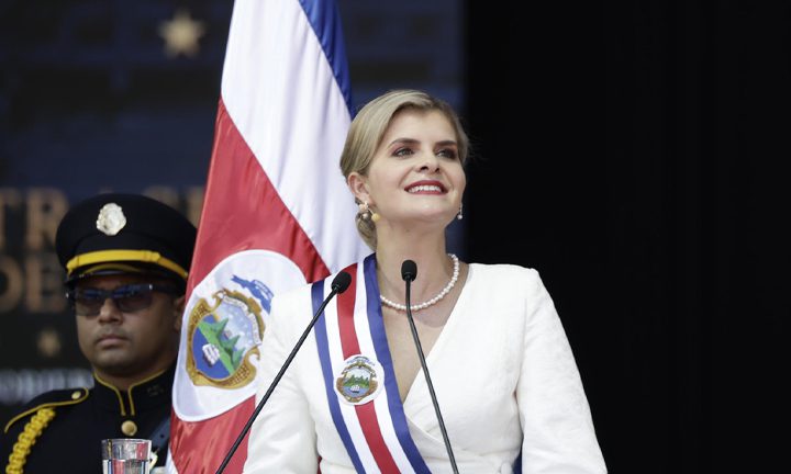 ¿Es Laura Fernández la Presidenta No. 50?