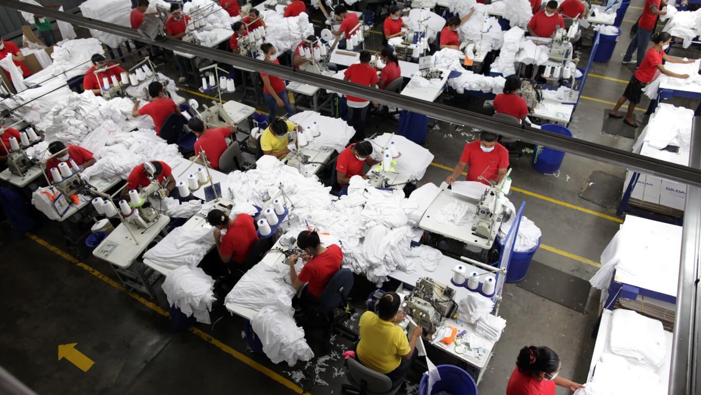 Como el cangrejo: el desarrollo económico retrocede a pesar del crecimiento